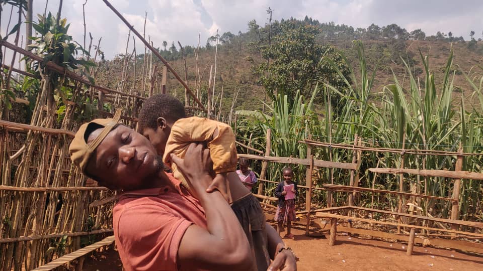 Visite à l'orphelinat Mwanda — photo 2